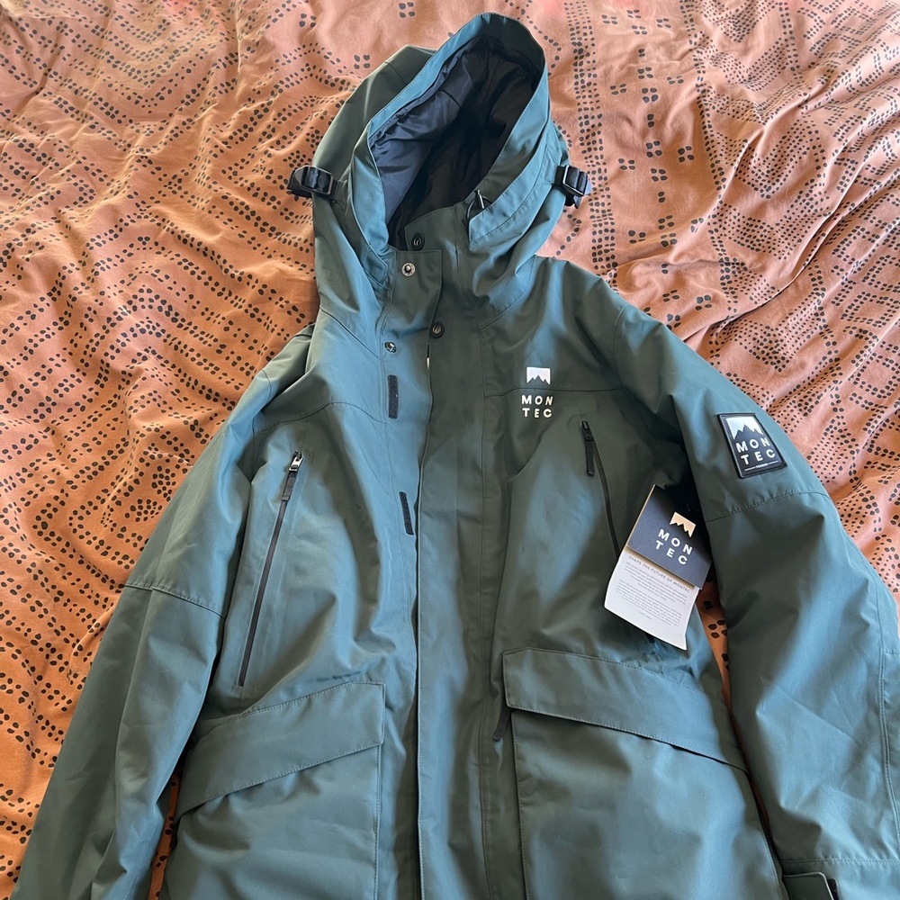 Women’s Large Snowboarding Jacket Montec